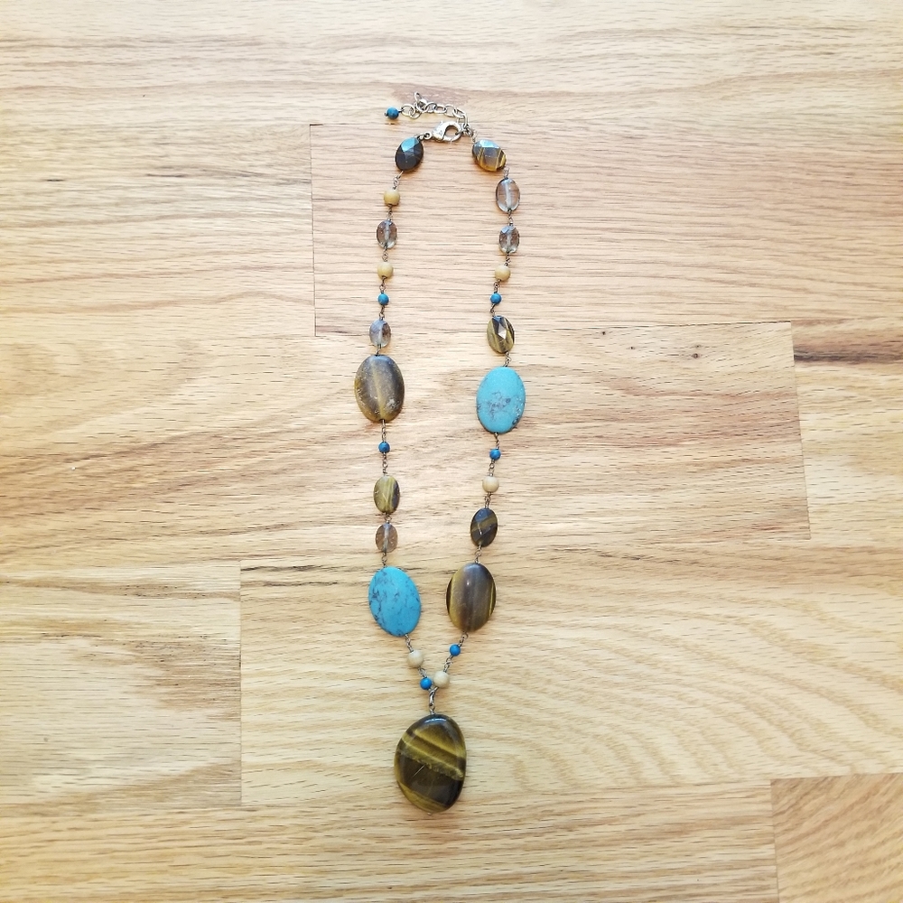 Pretty Blue and Tiger Eye colored stone necklace.